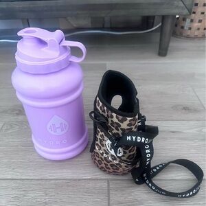 HydroJug Lavender Bottle with Leopard Print Sleeve